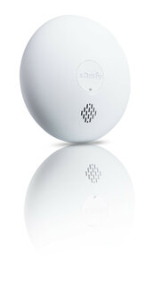 Rookmelder voor woningbeveiliging met slimme connectiviteit sirene en split spectrum sensor voor directe melding bij rookdetectie