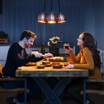 Ledlamp voor slimme verlichting met e14 fitting en dimbare kaarslicht functie wit warm licht zigbee app bediening