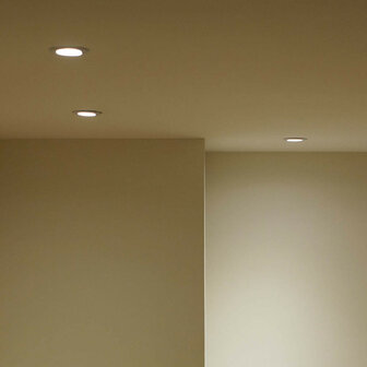 Inbouwspots voor plafond met Philips Hue systeem en 40 millimeter inbouwdiepte