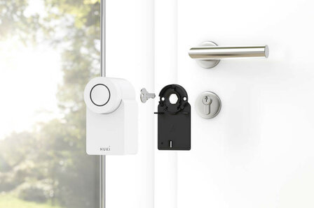Smart slot voor bestaande cilinder met bluetooth en app bediening