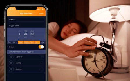 AduroSmart E27 led lamp voor warm witte dimbare verlichting 2700K met draadloze bediening en smart home compatibiliteit
