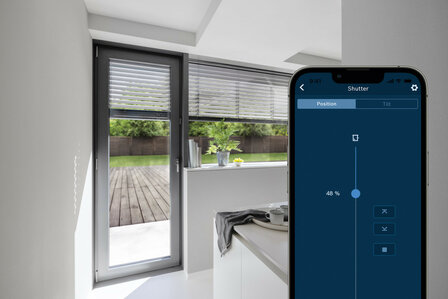 Inbouwschakelaar voor verlichting en rolluikbediening met Zigbee 3 en maximaal 500 watt per circuit