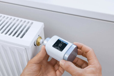 Radiatorknop voor zoneverwarming met Zigbee 3 0 communicatie app bediening en M30 schroefdraad