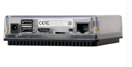 Smart hub voor smart home met bedraad protocol en lokale en cloud verbinding