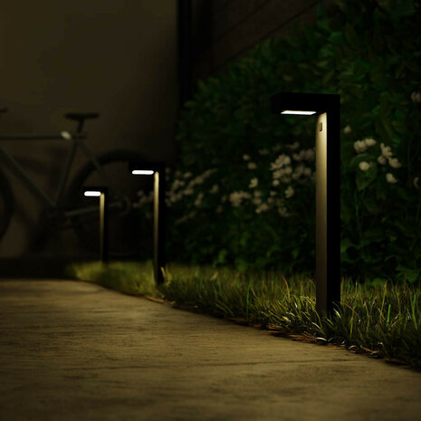 Outdoor pad verlichting starterkit voor tuin met Bluetooth bediening laagvoltage veiligheid en aluminium behuizing