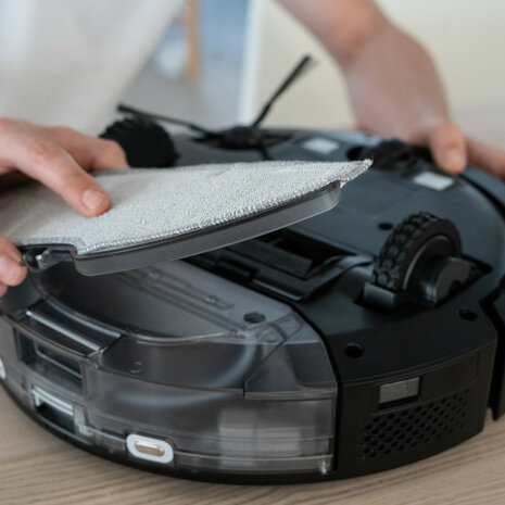 Accessoire set voor slimme stofzuiger met borstels filters en dweilen voor onderhoud