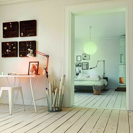 Kleur lamp voor binnen met wifi bediening grote fitting E27 1200 lumen helderheid plastic behuizing