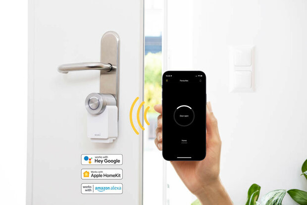 Smart slot voor deurbeveiliging met wifi bluetooth en oplaadbare batterij wit
