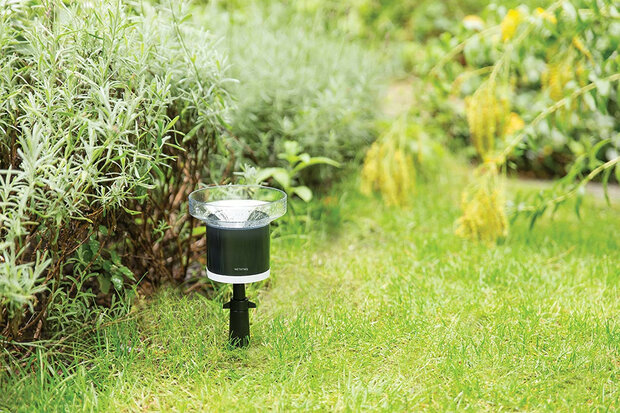 Regenmeter voor tuin met Netatmo systeem en automatische regenmeting in millimeter per uur met app integratie en draadloze communicatie