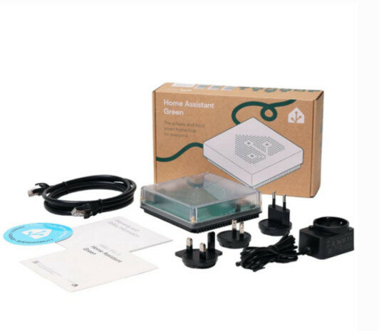 Smart hub voor smart home met bedraad protocol en lokale en cloud verbinding