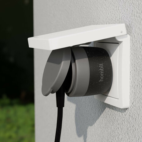 Tussenstekker voor buitengebruik met wifi en IP44 bescherming meet stroomverbruik tot 3680 watt opbouw