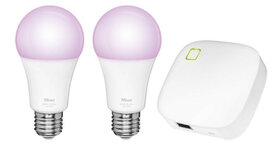 Starterset voor slimme verlichting met Zigbee systeem en kleurige ledlampen met E27 fitting en app bediening