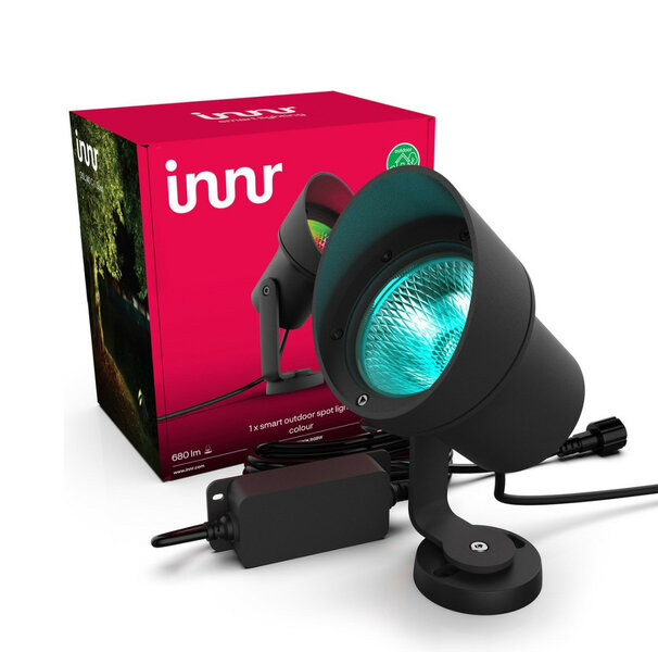 Spot voor buiten met Zigbee 3 aansluiting en 680 lumen lichtsterkte vaste fitting IP65 bescherming
